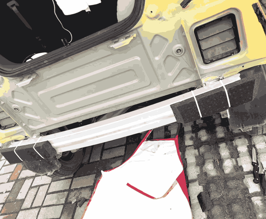 Xevaban.com ở 214 Giải Ph&oacute;ng l&agrave; đơn vị chuy&ecirc;n cung cấp phụ kiện oto, đồ chơi oto,&nbsp;đồ chơi wuling,&nbsp;phụ kiện wuling, xevaban, 214 giải ph&oacute;ng, thanh chống va chạm wuling, thanh cản trước wuling, thanh cản sau wuling, thanh bảo vệ va chạm wuling.